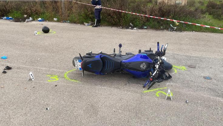 Immagine del post 15595 - Bari Bari, schianto in moto sulla complanare: muoiono due ragazzi di 17 e 18 anni. Un ferito in ospedale - Bari