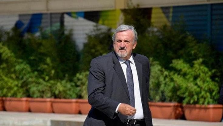 Emiliano in bilico, il Csm si spacca: quattro sì alla consulenza in Senato ma deciderà il plenum - Bari