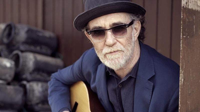 Immagine del post 9261 - Bari “Concerto in memoria di De Gregori”. La gaffe del Comune di Castellaneta corre sui social: “È vivo” - Bari