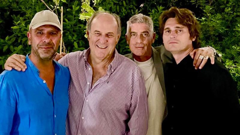 Immagine del post 10399 - Bari Checco Zalone, Gerry Scotti e Angelo Duro in Puglia: “Ad Alberobello una bella serata con amici” - Bari