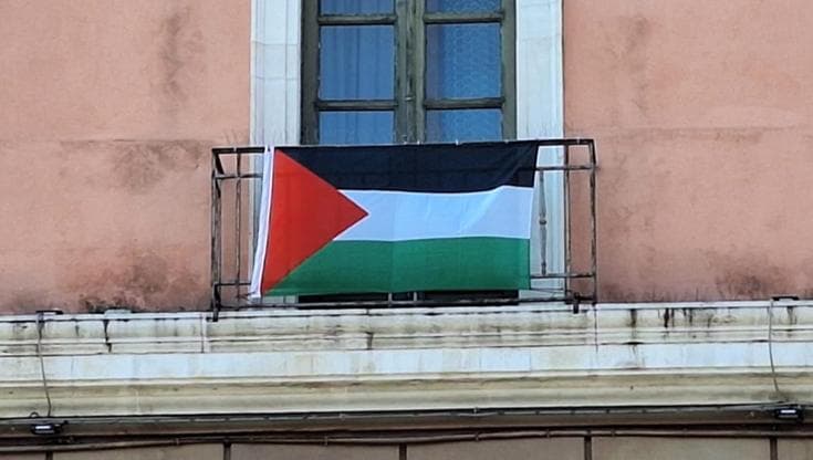 Immagine del post 12331 - Bari Azienda israeliana sospettata di cyber spionaggio al convegno: Comune di Bari revoca patrocinio - Bari