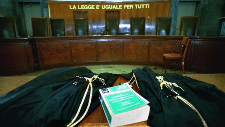 Immagine del post 13461 - Bari “Vieni che parliamo da uomo a uomo”: sindacalista condannato per minacce a imprenditore di Taranto - Bari