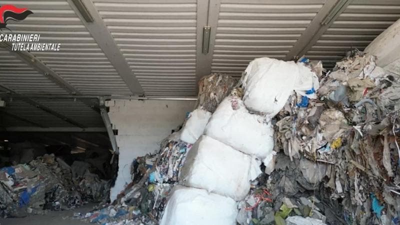 Traffico di rifiuti speciali nel Sud: arrestati 9 imprenditori. Business da un milione di euro - Bari
