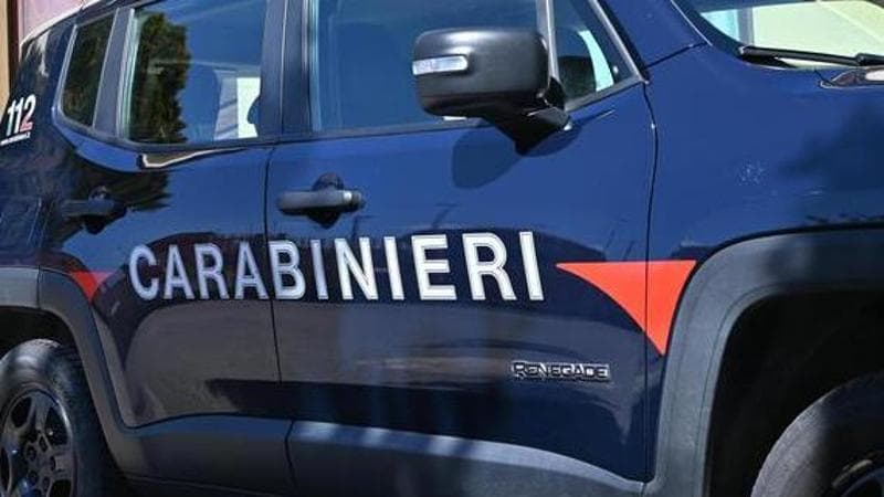 Immagine del post 1391 - Bari “Pronto, venite in caserma”, ma la telefonata è di finti carabinieri: boom di furti nel Salento - Bari