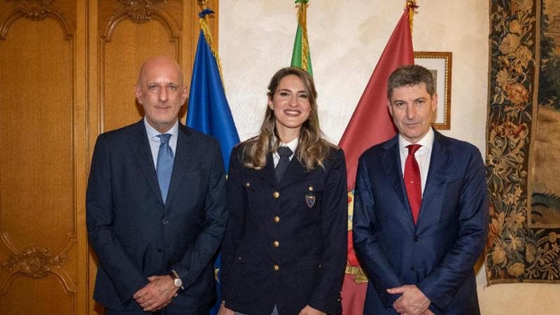 “Ho convinto una donna a non gettarsi dall’ottavo piano: io poliziotta ma prima ancora essere umano” - Bari