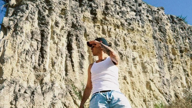 Tananai in concerto a Lecce per l’Oversound music. E sui social: “Intanto cerco i pasticciotti” - Bari