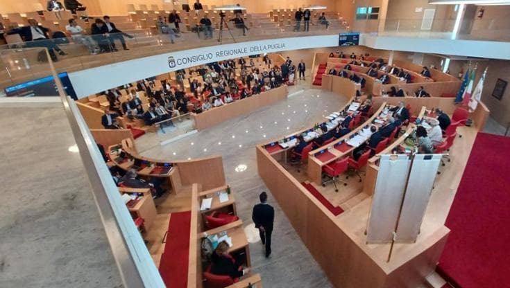 Sanità, lidi e ambiente: corsa contro il tempo in Regione per approvare le leggi. Ancora due sedute - Bari