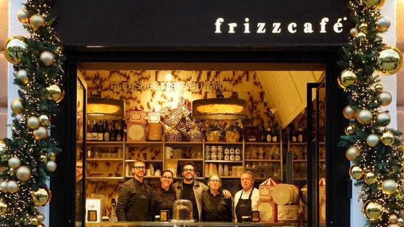 Immagine del post 14667 - Bari Bari, sul corso apre Frizz cafè: cioccolata calda tutta la notte per festeggiare San Nicola - Bari