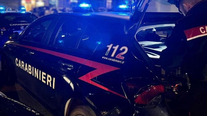 Salento, terrore in villa: anziano immobilizzato e rapinato da tre banditi. E' caccia alla banda - Bari
