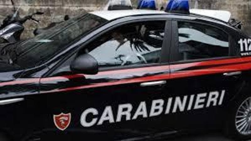 Immagine del post 15658 - Bari Matera, maresciallo dei carabinieri trovato morto in casa. Il sindacato: “Schiacciato da burocrazia” - Bari