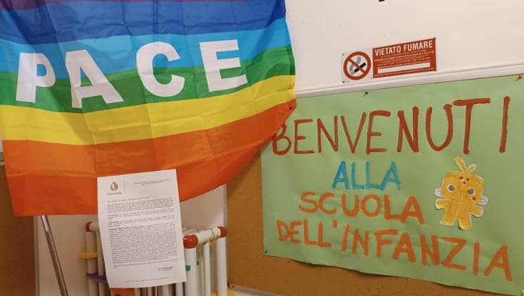 Bandiere della pace negli asili baresi: “Proteggere l’infanzia significa proteggere il futuro” - Bari