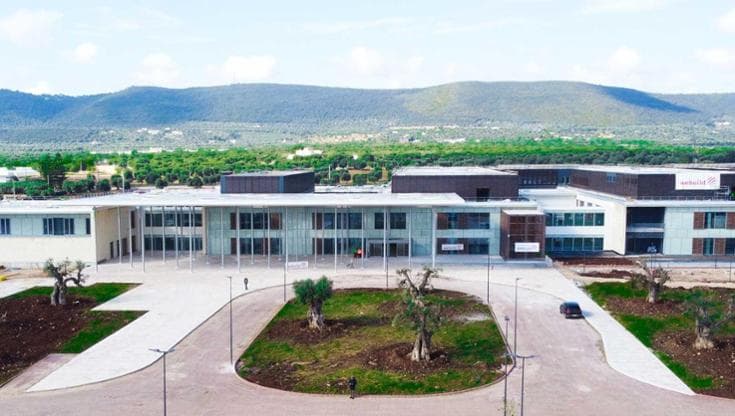 L’inaugurazione fantasma e le mazzette per truccare le gare, le ombre sull’ospedale di Monoli-Fasano - Bari