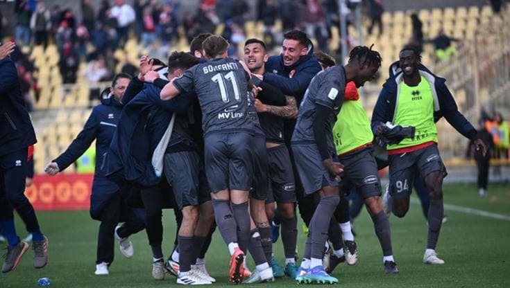 Immagine del post 5288 - Bari Orgoglio Bari, pareggio nel recupero a Catanzaro: 3-3 - Bari