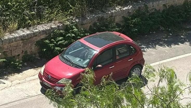 Immagine del post 21383 - Bari Tre ragazzini di 10 e 12 anni rubano auto e seminano il panico a Trani: fermati dopo un inseguimento - Bari