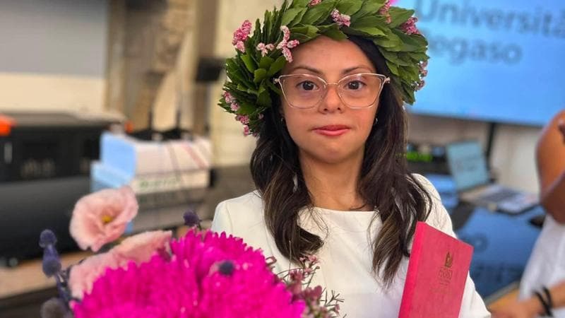Immagine del post 23657 - Bari Giulia Giannacchi si laurea a 23 anni: “La sindrome di Down non è un limite, non arrendetevi mai” - Bari