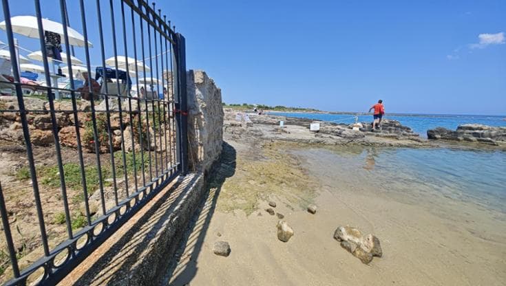 Polignano, tra varchi chiusi e lidi privati: “Con il mare di fronte, costretti a prendere l’auto” - Bari