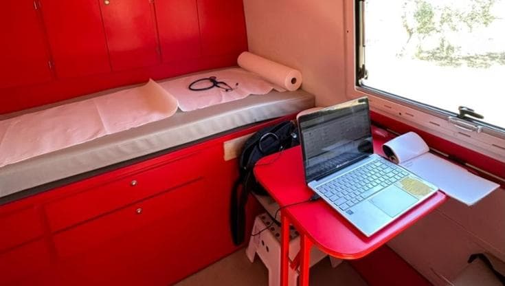 Immagine del post 23661 - Bari Bari, rubate attrezzature da auto Medici per l’Africa: “Costretti a fermare l’assistenza migranti” - Bari