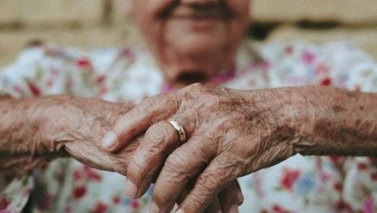 “Io, truffata a 84 anni anche se mi credevo immune: al telefono voce uguale a quella di mio figlio” - Bari
