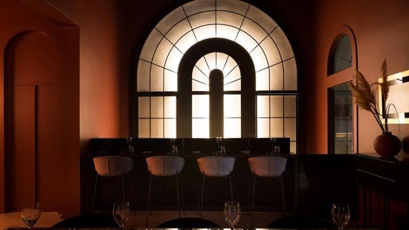 Immagine del post 15704 - Bari Bari, svaligiato il ristorante Vettor: in centro torna in azione la banda delle spaccate - Bari