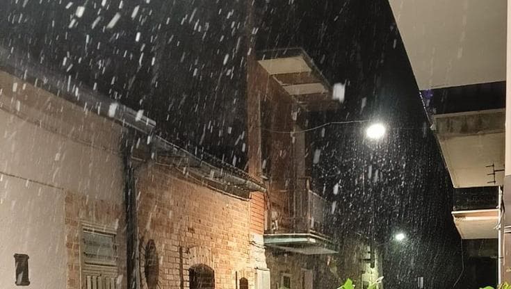 Immagine del post 15705 - Bari Neve in Puglia, primi fiocchi sui paesi più alti dei Monti Dauni - Bari