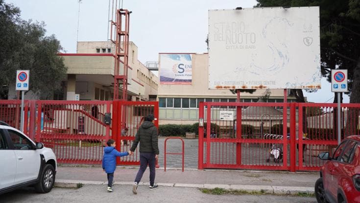 Bari, chiude lo Stadio del nuoto: stop alle attività, iscritti in rivolta. Il Comune cerca soluzioni - Bari