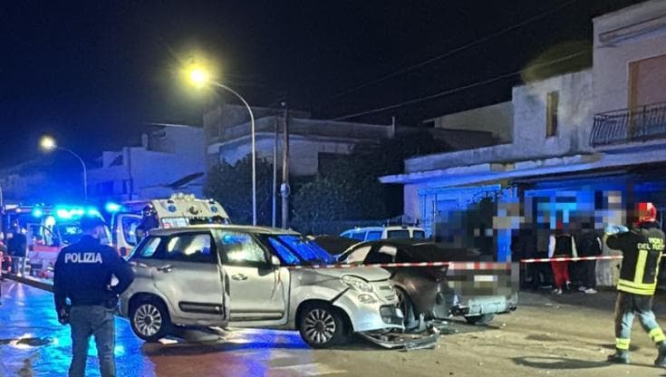 Immagine del post 18015 - Bari Scontro in centrò a Nardò con l’auto rubata: in codice rosso un 84enne, caccia a tre giovani - Bari