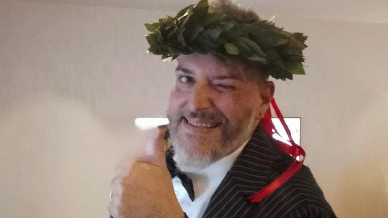 Immagine del post 17987 - Bari Carlo Solidoro si laurea per l’ottava volta a 50 anni: “Un regalo che mi faccio, sono un irrequieto” - Bari