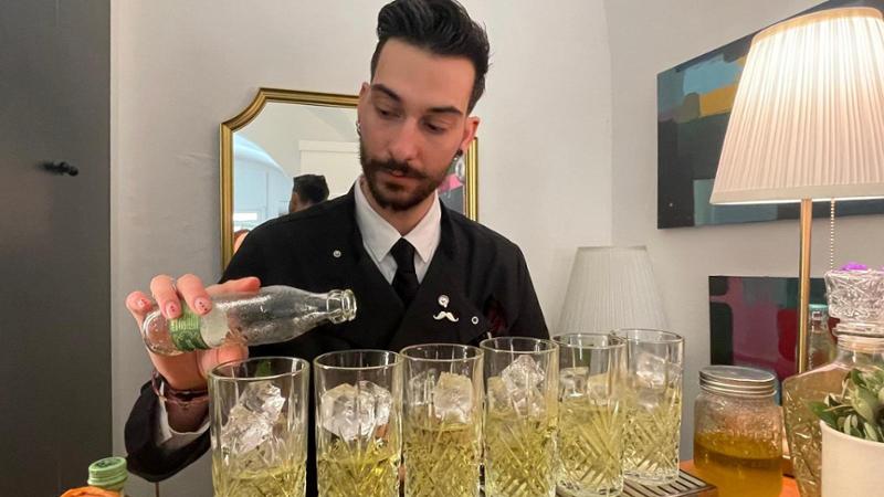 Immagine del post 5328 - Bari A Lecce apre l'Oil Bar, nei cocktail mille sfumature di Evo. “Anche così superiamo la crisi Xylella” - Bari