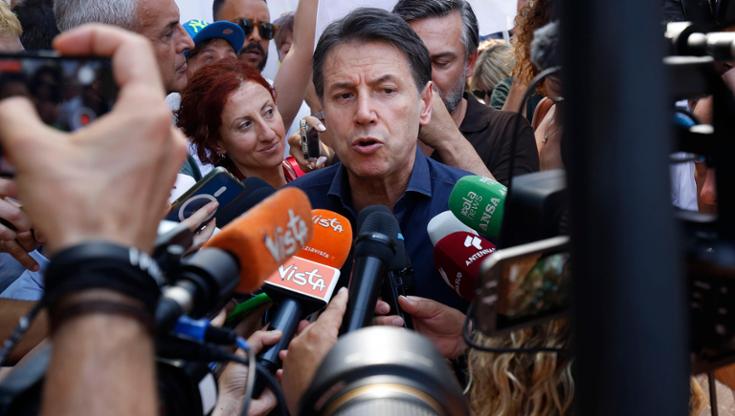Immagine del post 9321 - Bari Regionali, sì di Conte a Decaro e Ricci. Ma sul candidato in Campania non scioglie il nodo Fico - Bari