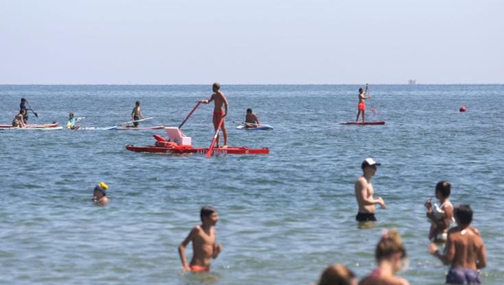 Immagine del post 11362 - Bari Vieste, bagnino salva ottantenne ma resta in mare: salvato dalla guardia costiera - Bari