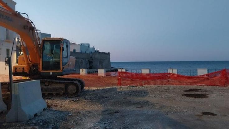 Monopoli, restyling di Porta Vecchia, ristoratori in affanno e turisti delusi. “Ma sarà più bella” - Bari