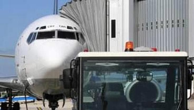 Immagine del post 12434 - Bari “Voli da Bari per Roma e Milano, pochi e cari”: Confindustria propone una compagnia made in Puglia - Bari