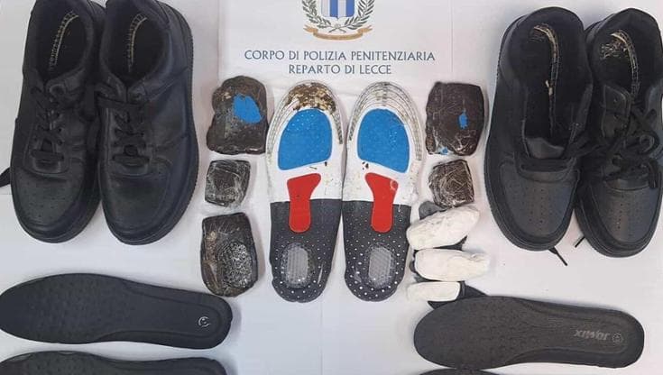 Immagine del post 13591 - Bari Va a trovare il padre in carcere con la droga per lui nelle scarpe: 17enne arrestato a Lecce - Bari