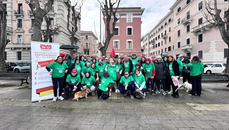 Immagine del post 18024 - Bari "Vado di corsa a votare no”, a Bari iniziativa di magistrati e avvocati: “Un’onda che sta crescendo” - Bari