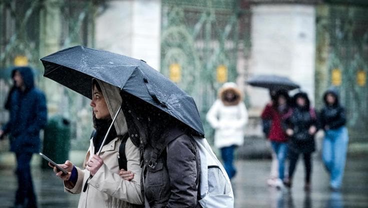 Immagine del post 6954 - Bari Maltempo, allerta gialla in Puglia: a rischio pioggia l’ultimo giorno di festa per San Nicola - Bari