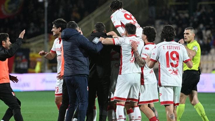 Immagine del post 20249 - Bari Calcio, il Bari vince a Catanzaro e conquista i playout: sarà sfida con il Südtirol per restare in B - Bari