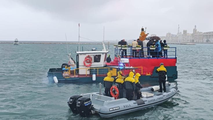 San Nicola, annullate anche le Frecce tricolori: il maltempo ha rovinato la festa ai baresi - Bari