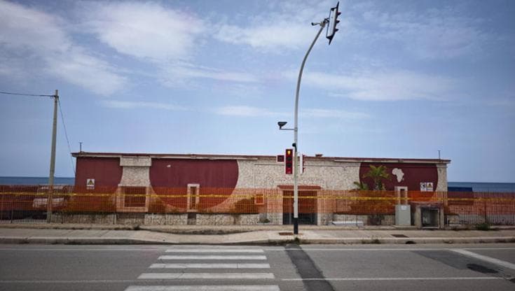 Bari, via al cantiere dell’ex Reef. Ristorante e terrazze con solarium: sarà pronto nell’estate 2027 - Bari