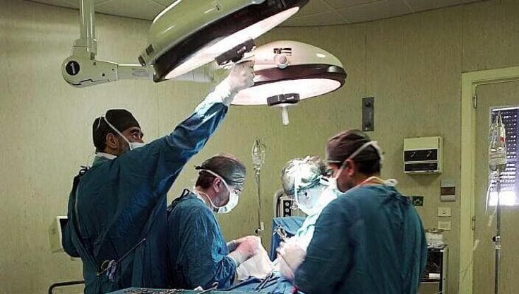 Intervento errato per una cisti, risarcita con 60mila euro donna che non ha potuto più avere figli - Bari