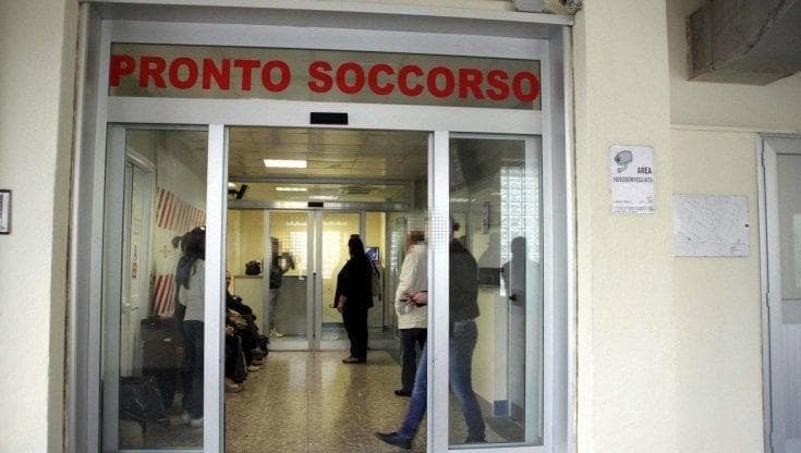 Morì in attesa di un intervento al cuore, indagato il medico del pronto soccorso che la mandò a casa - Bari