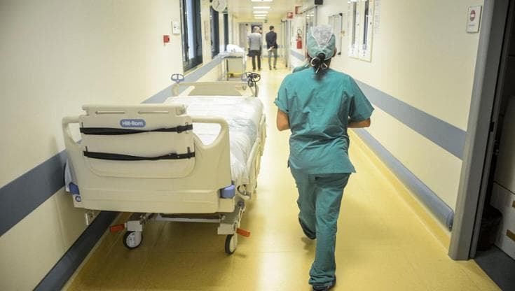 Lecce, morta la donna in coma dopo intervento estetico: donati gli organi. Si indaga per omicidio - Bari