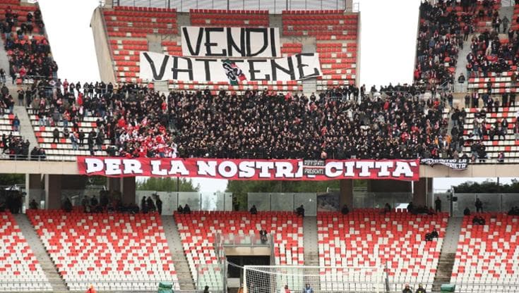 Immagine del post 22532 - Bari Sassanelli: “Per il Bari scenari limitati, ripianare o vendere il club ma chi se lo compra così?” - Bari