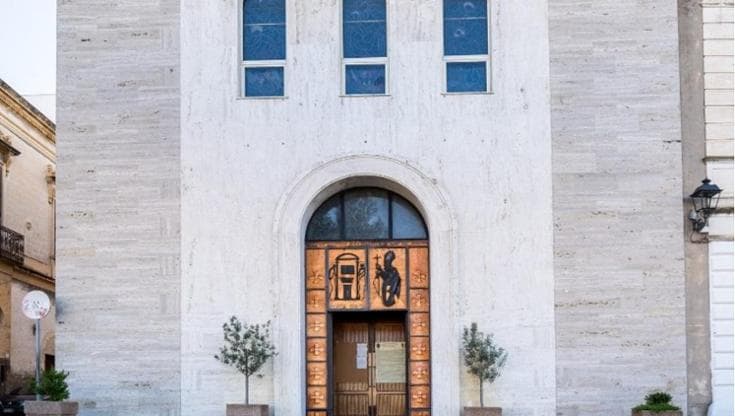 Immagine del post 13634 - Bari Massafra, furto nella chiesa del Carmine: rubati i soldi delle collette dalla scrivania del parroco - Bari