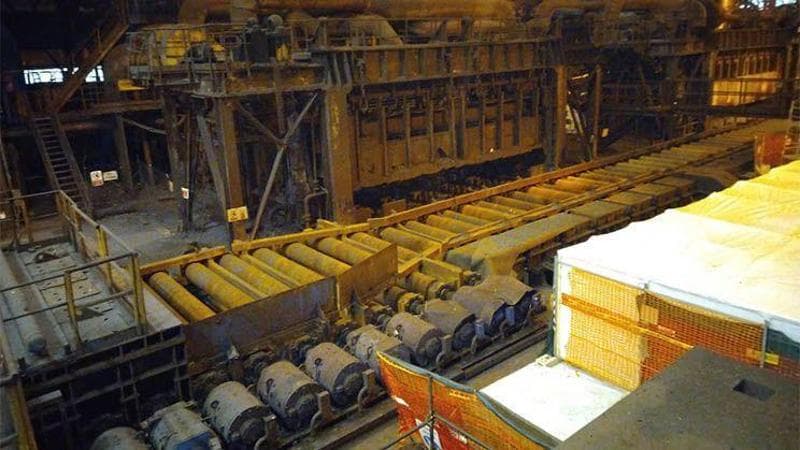 Ex Ilva Taranto, 60 operai in cassa integrazione comunicata con un whatsapp: “Puniti dopo denunce” - Bari