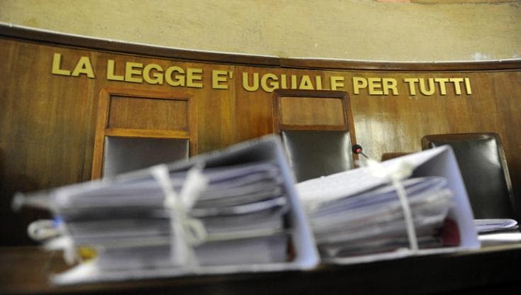 Chiamato per manutenzione della piscina, abusa della padrona di casa: “Sono innamorato”. Condannato - Bari