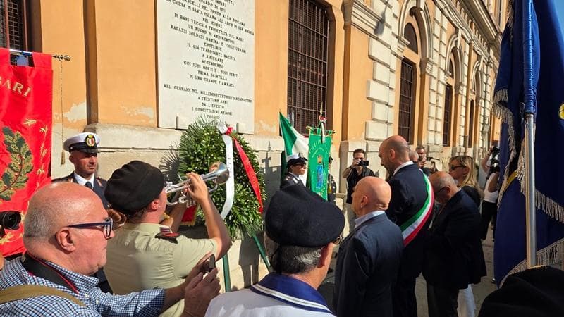 Bari ricorda la difesa del porto dai nazisti: "Il grazie ai coraggiosi ragazzi della città vecchia" - Bari