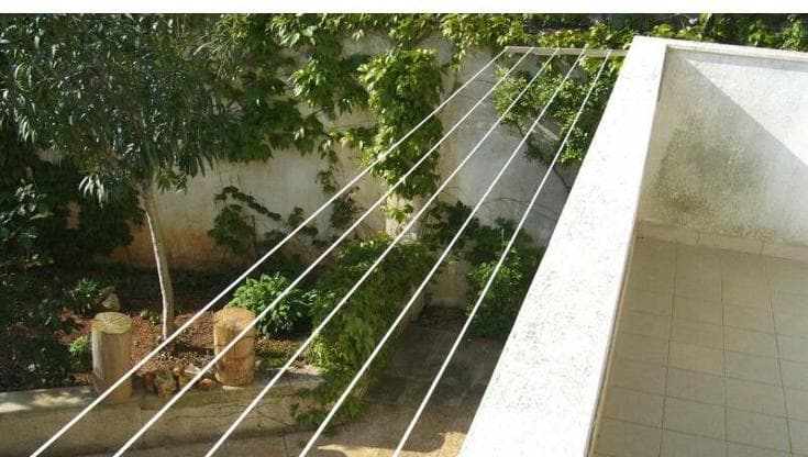 Immagine del post 11393 - Bari Taranto, bimbo di quattro anni precipita dal terzo piano: salvato dai fili della biancheria - Bari