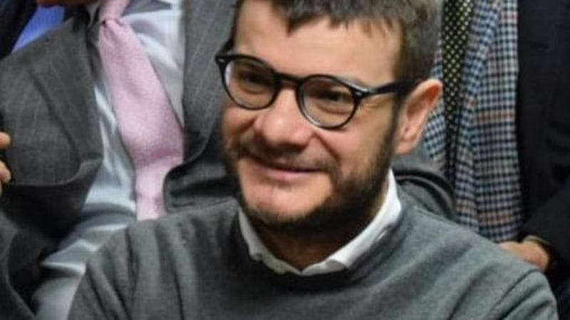 Immagine del post 11389 - Bari De Santis “Proverò a riconciliare i due. Ho rischiato l’infarto” - Bari