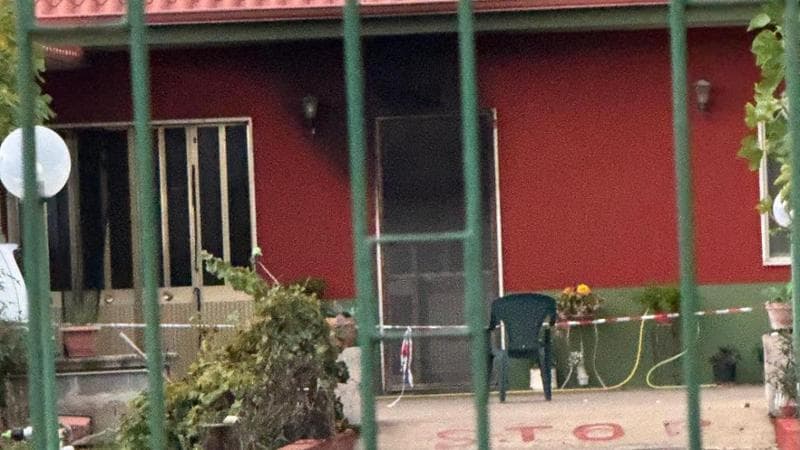 Immagine del post 25849 - Bari Salento, fulmine si abbatte su una casa: tragedia sfiorata, c’era una coppia. Immobile inagibile - Bari