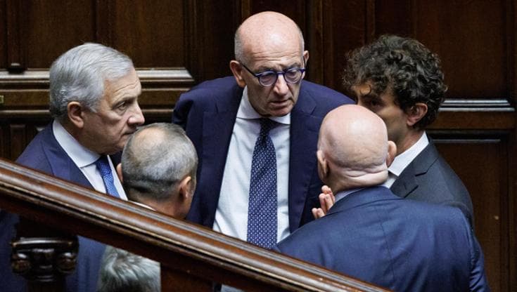 Elezioni 2027, in Puglia trema Forza Italia: con la nuova legge parlamentari dimezzati, da 10 a 5-6 - Bari